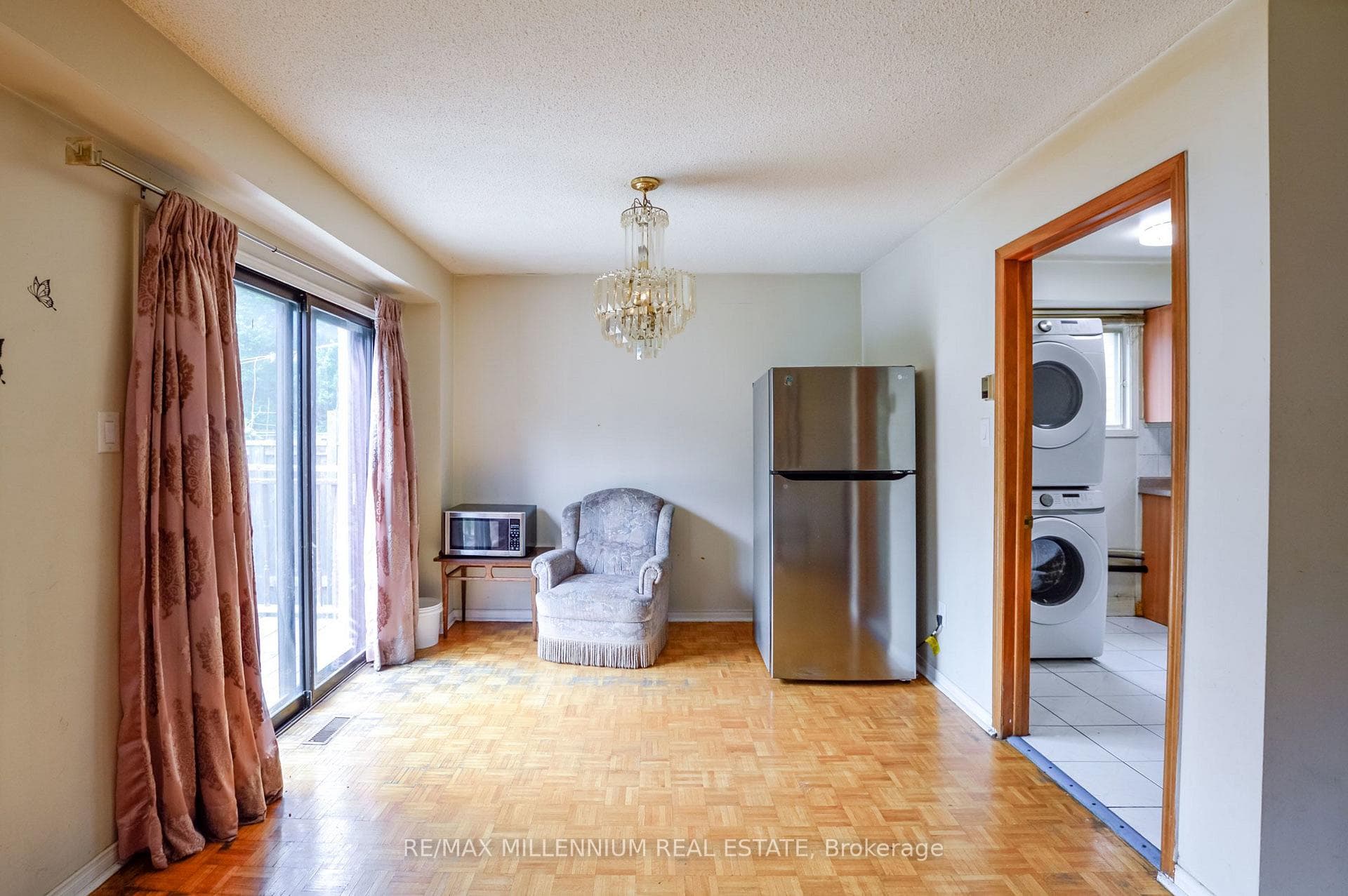 651 Shetani Place — property photo