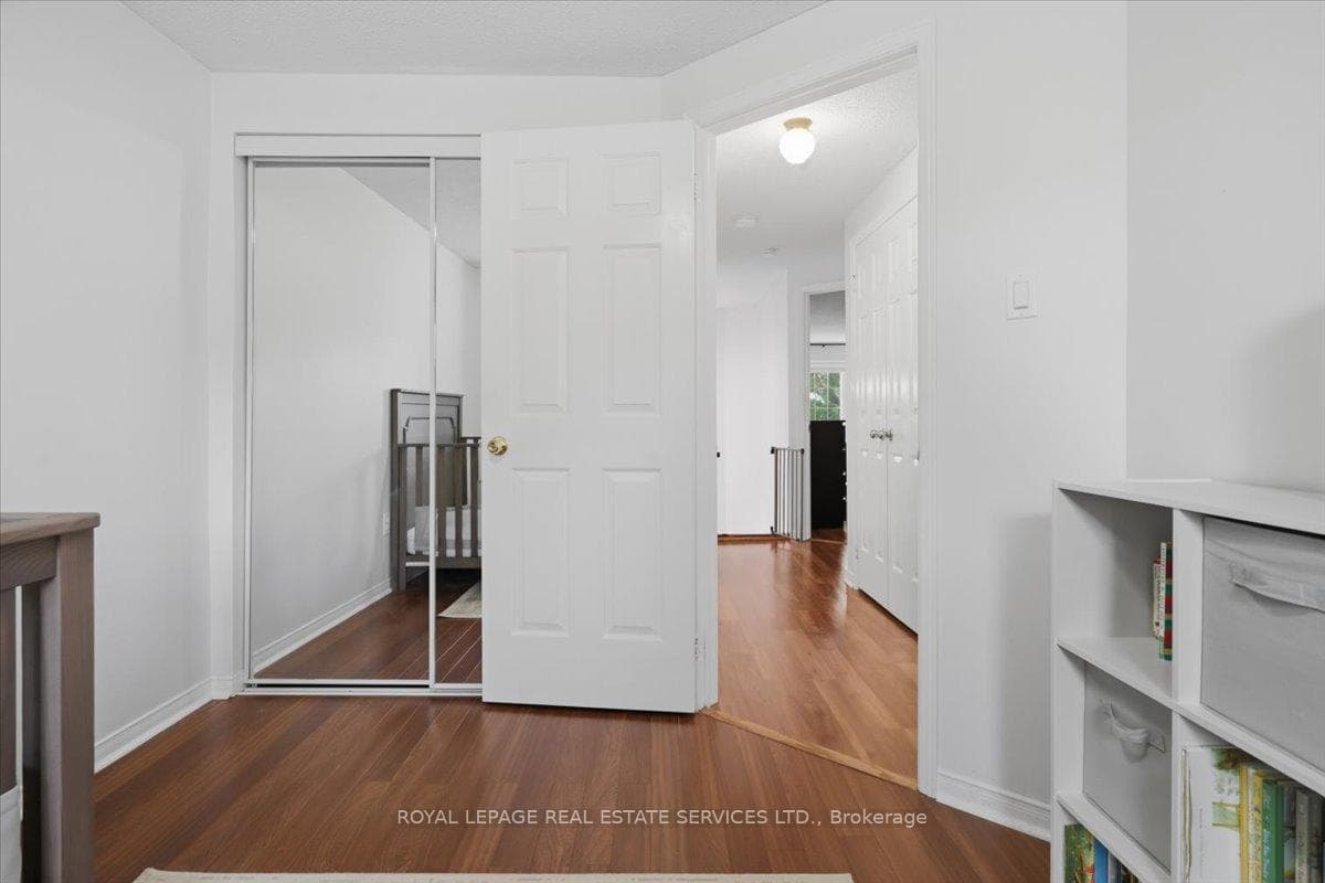 24- 4605 Donegal Drive — property photo