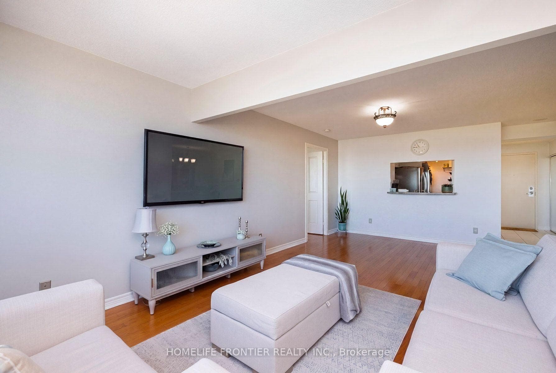 3239- 68 Corporate Drive — property photo
