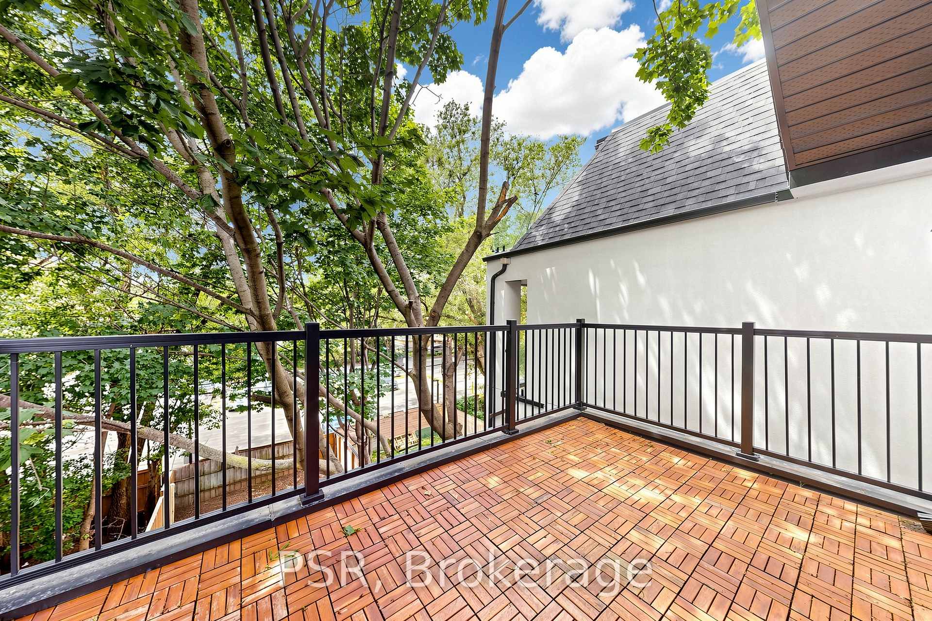 30 Winnifred Avenue — property photo
