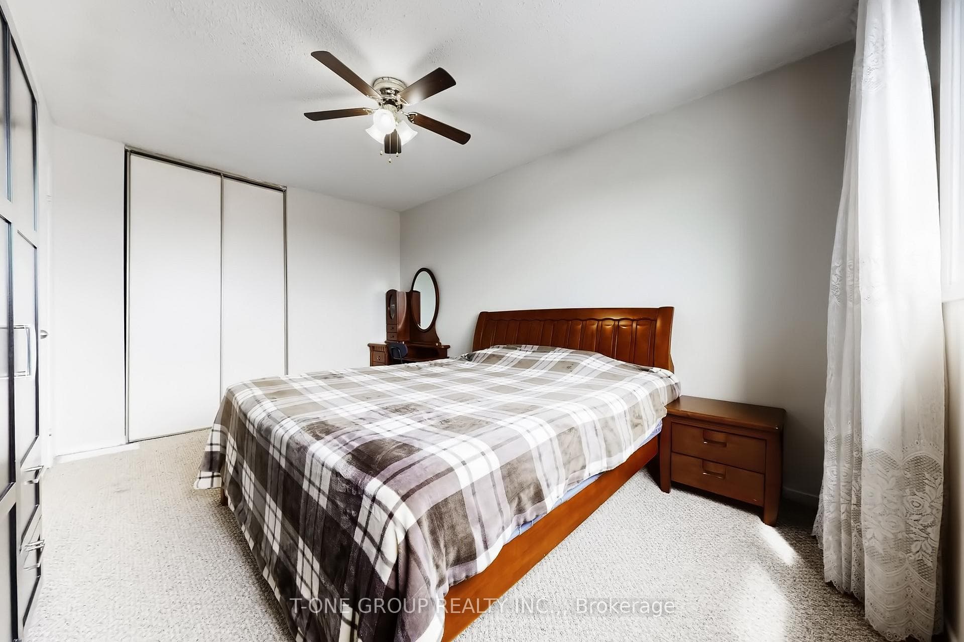 75- 3025 Cedarglen Gate — property photo