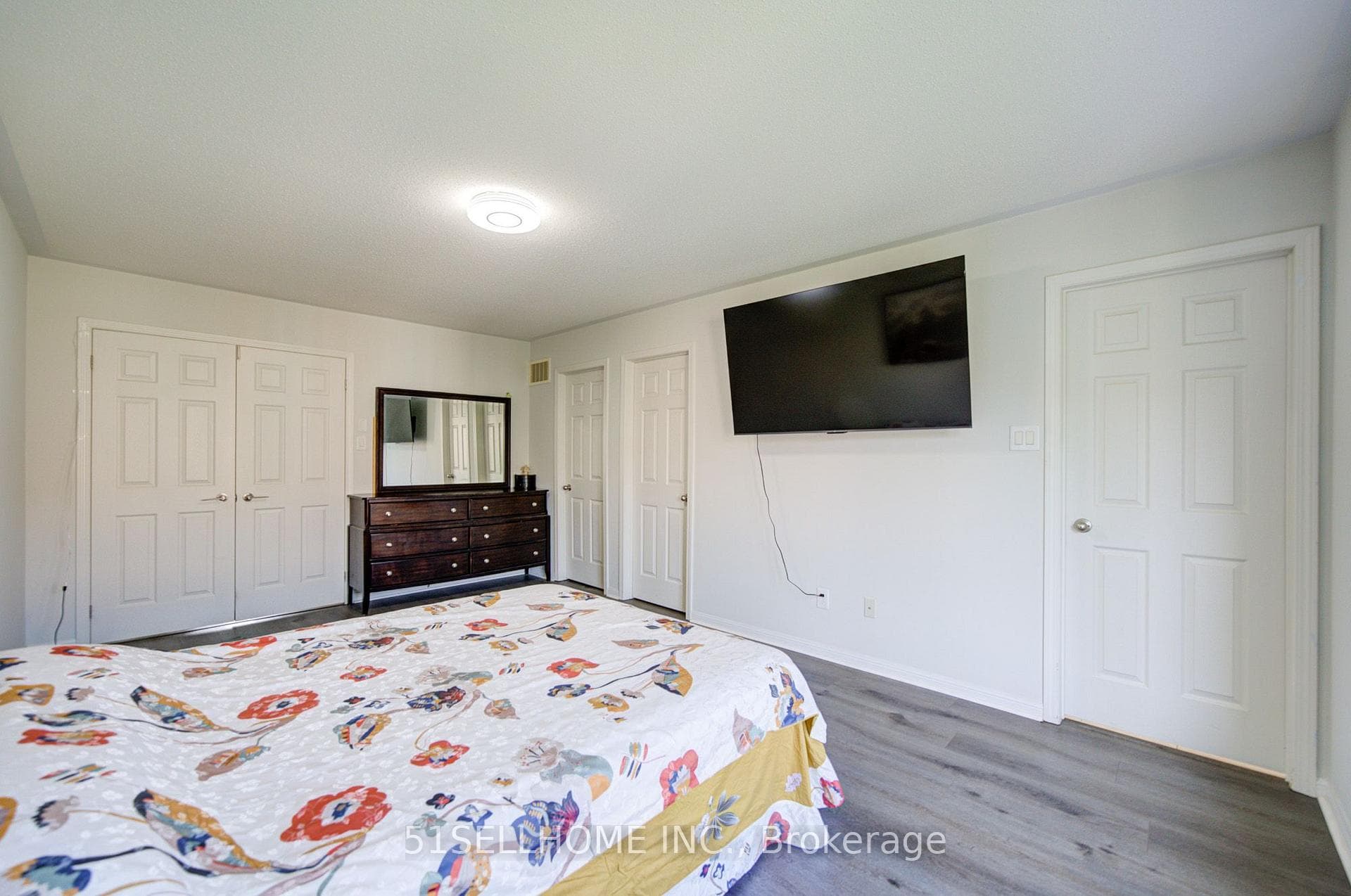 17 Winn Place — property photo