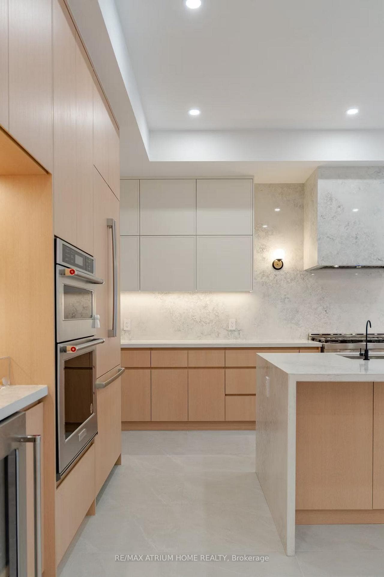 75 Carnegie Drive — property photo