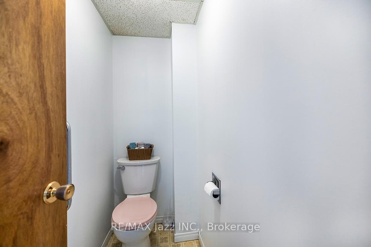 810 Kilkenny Court — property photo