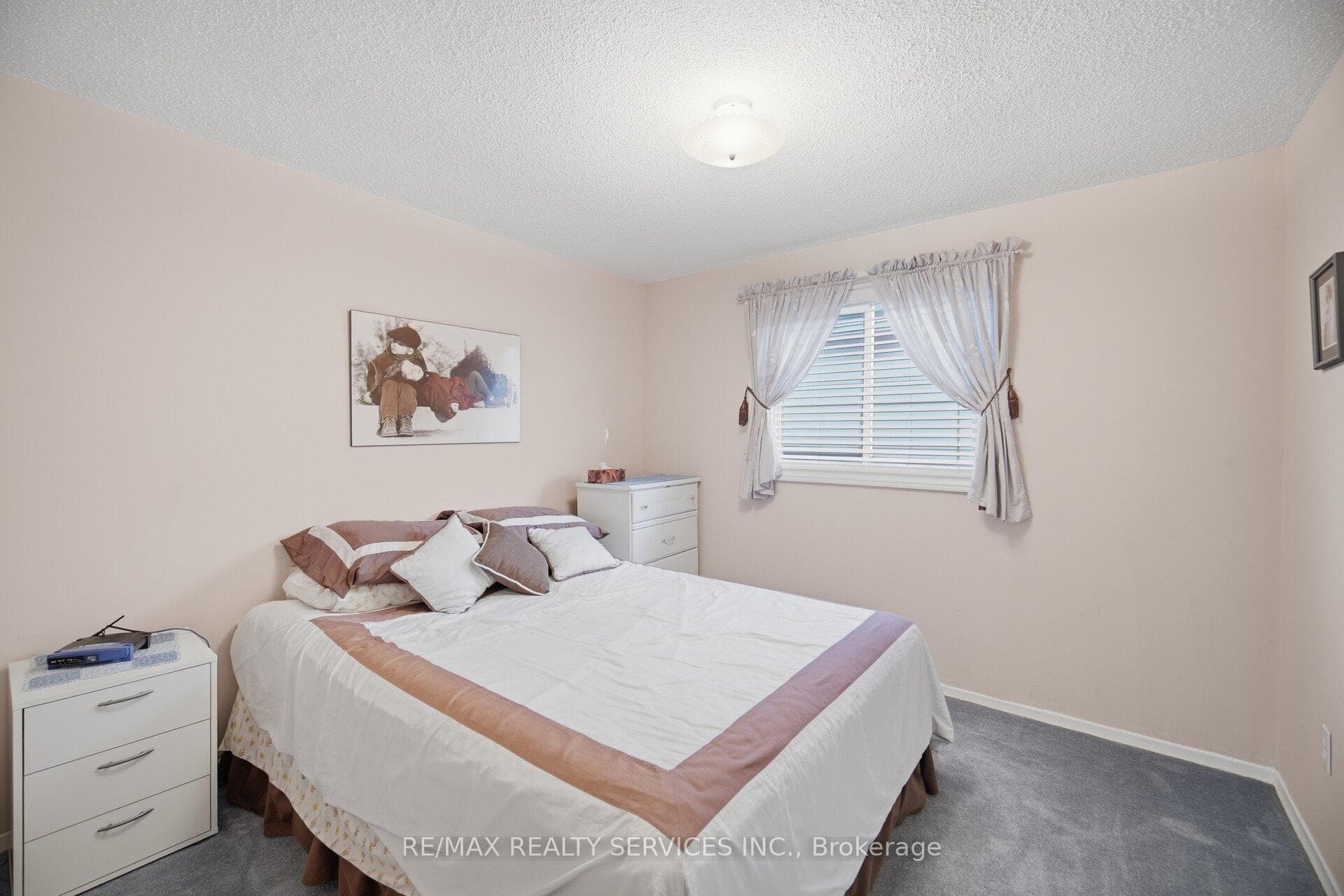 172 MORTON Way — property photo