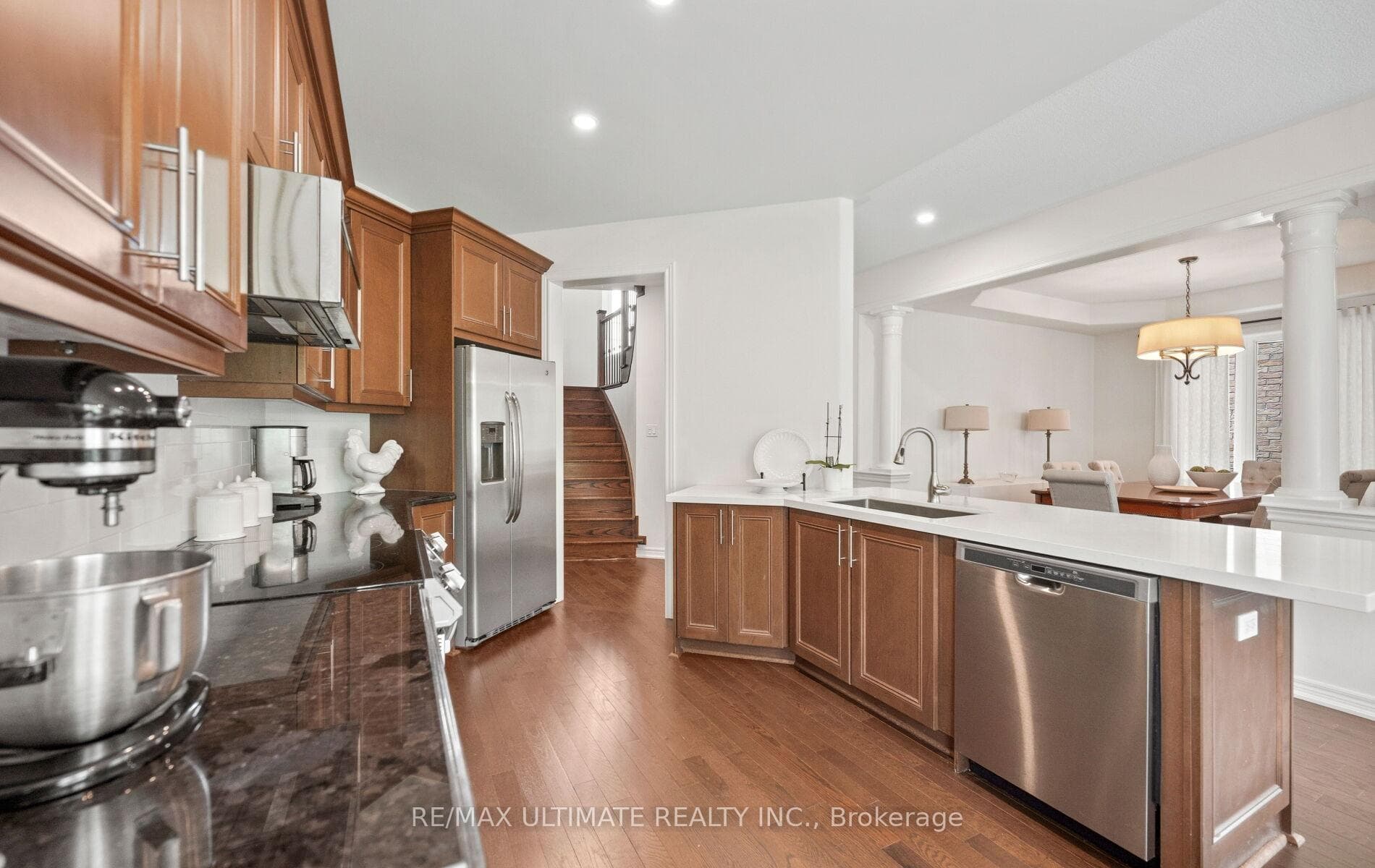 637 Wettlaufer Terrace — property photo