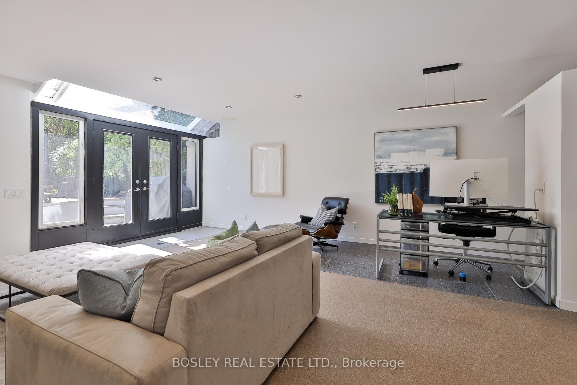 301 Keewatin Avenue — property photo
