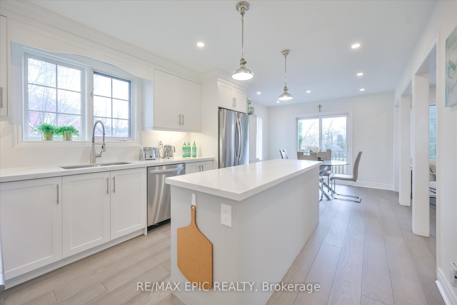 33 Emmett Place — property photo