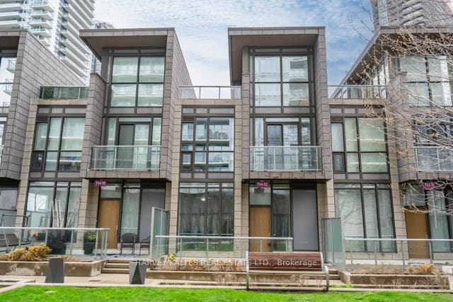 TH12- 121 McMahon Drive — property photo