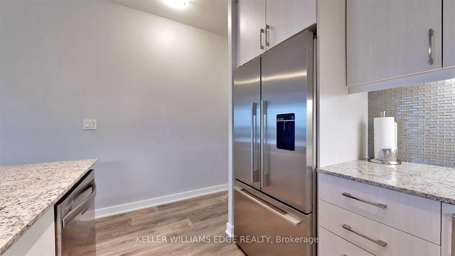 901- 4633 Glen Erin Drive — property photo