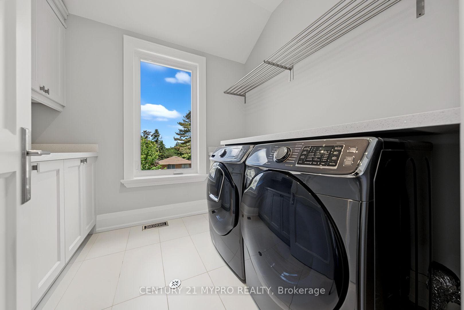 5 Glenelia Avenue — property photo