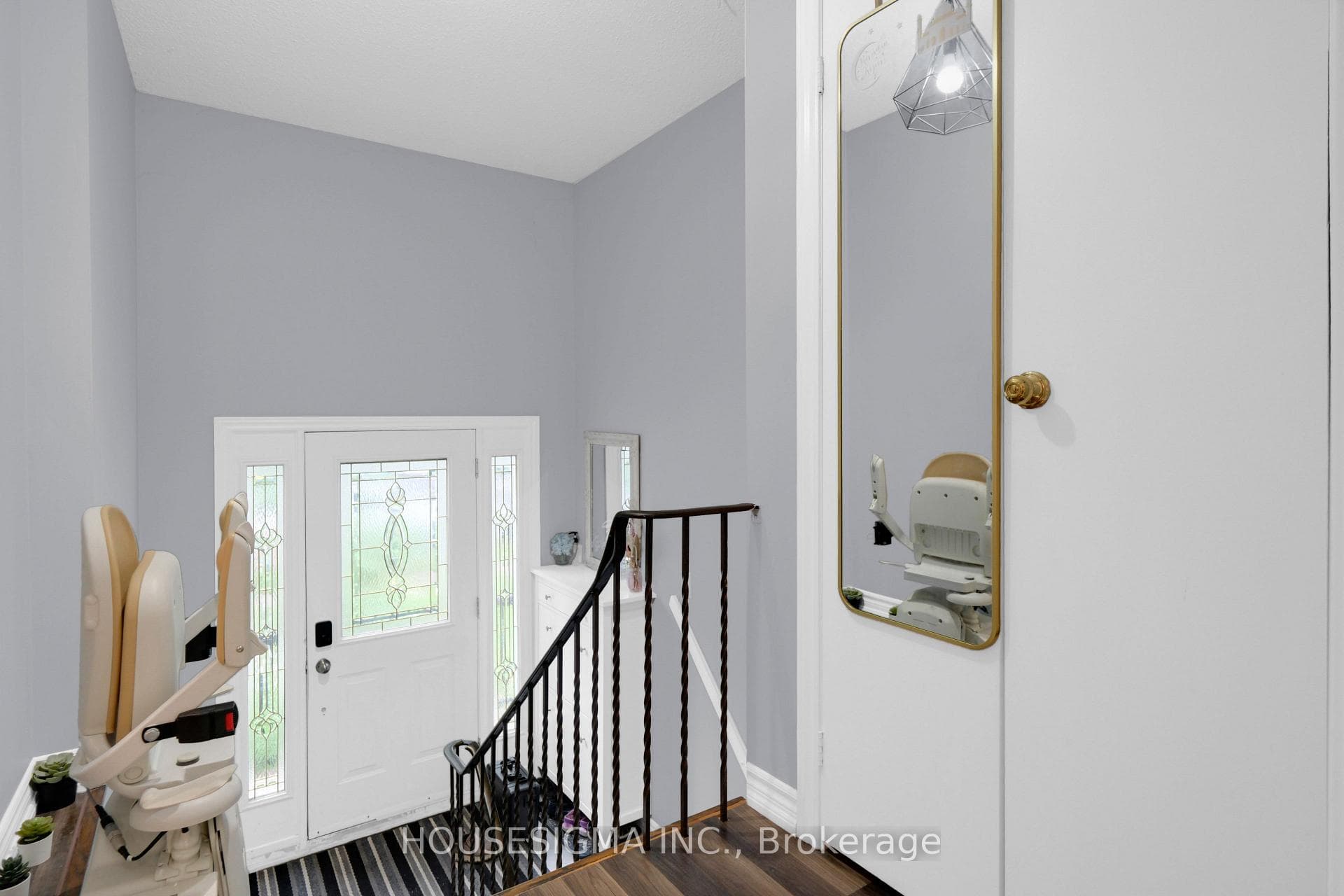 2663 Hortense Road — property photo
