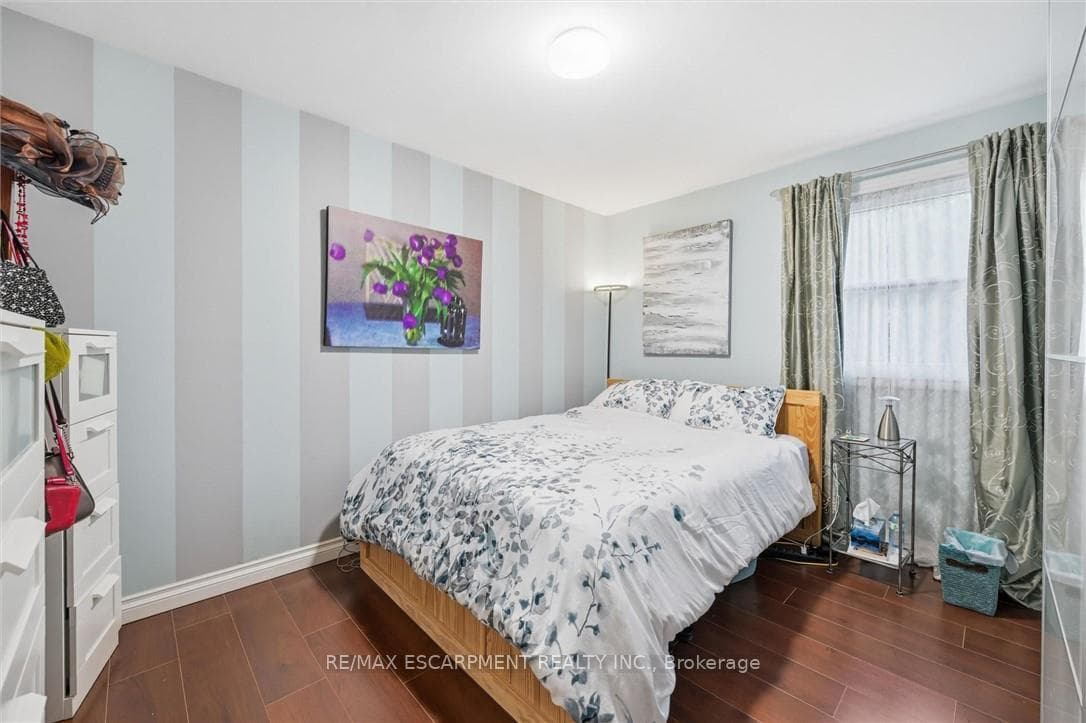 132 Hampton Heath Road — property photo