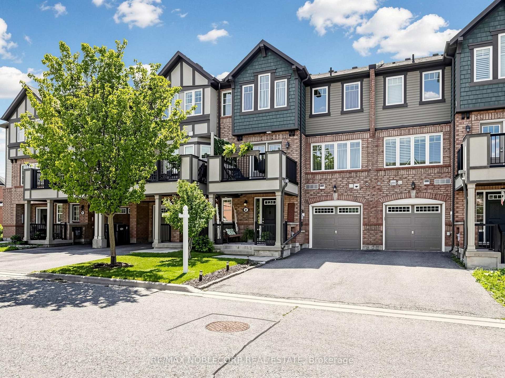 8 Deancrest Road — property photo