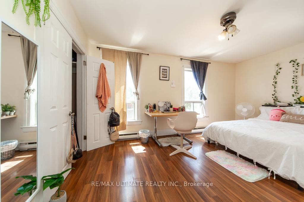128 Elgin Street — property photo
