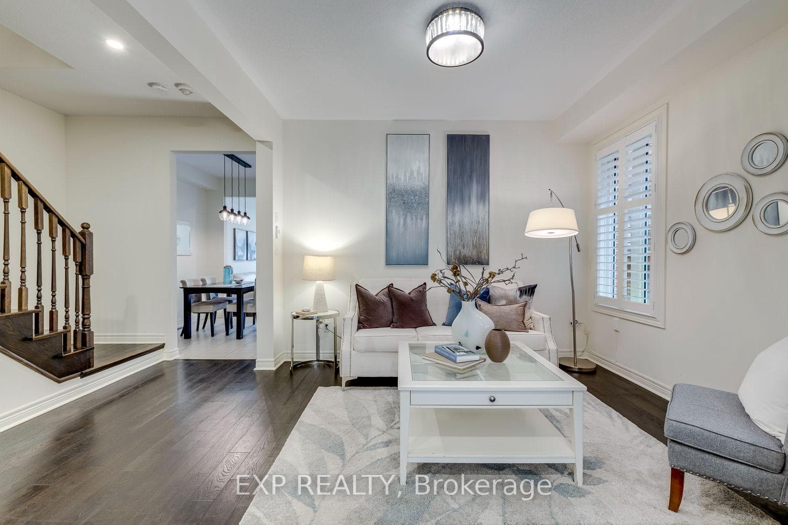 598 Bessborough Drive — property photo