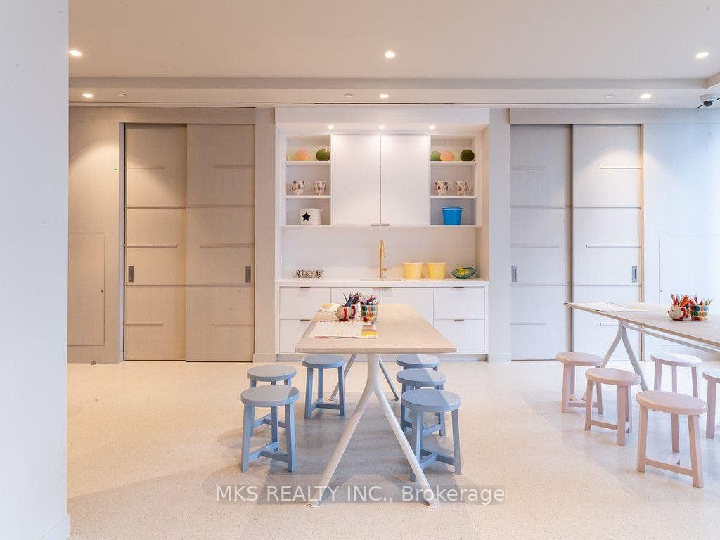 PH212- 55 Cooper Street — property photo