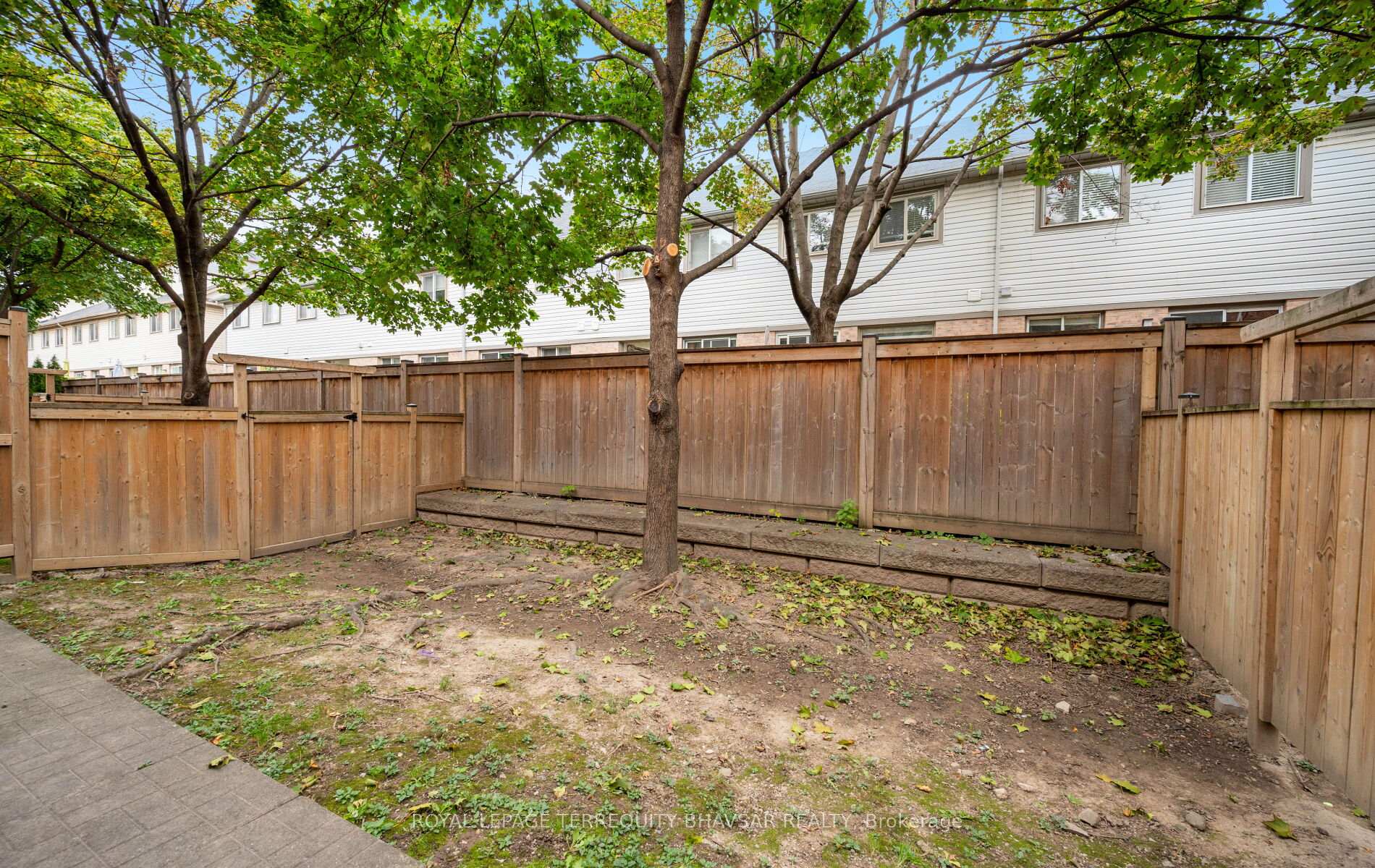 15- 5031 East Mill Road — property photo