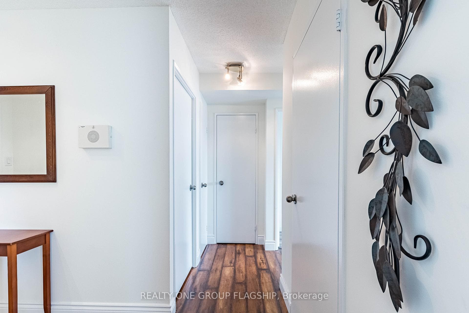 1209- 50 Elm Drive — property photo