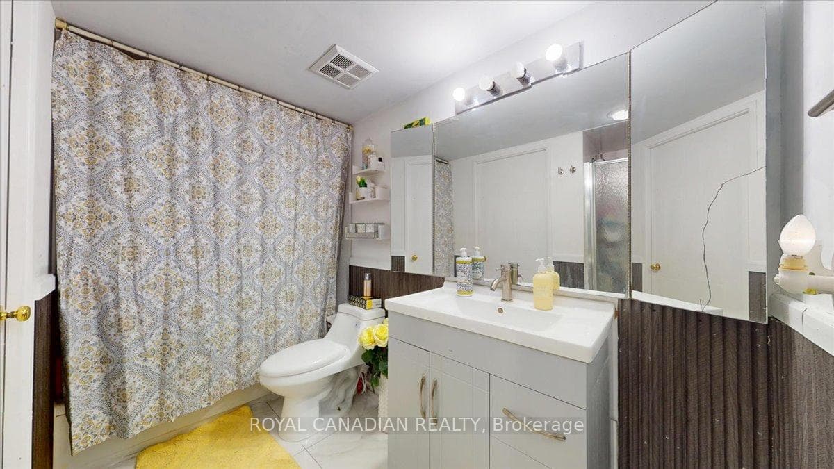 1011- 410 Mclevin Avenue — property photo