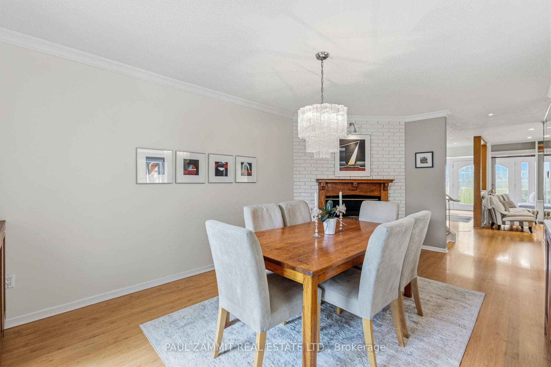 12 Kings College Road — property photo