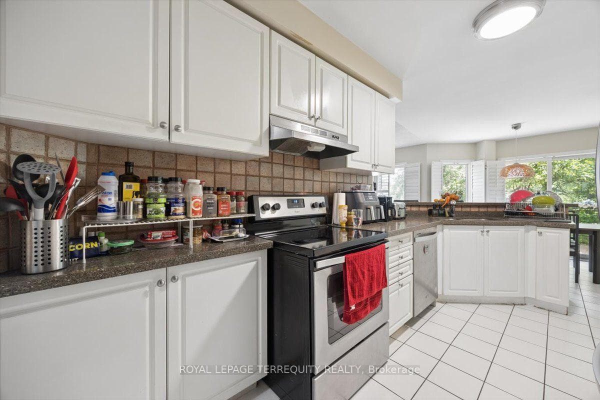 1148 Westview Terrace — property photo
