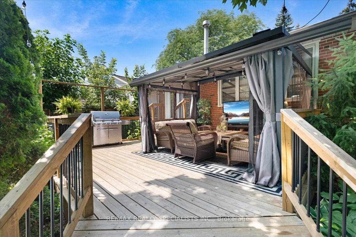 63 Suburban Drive — property photo