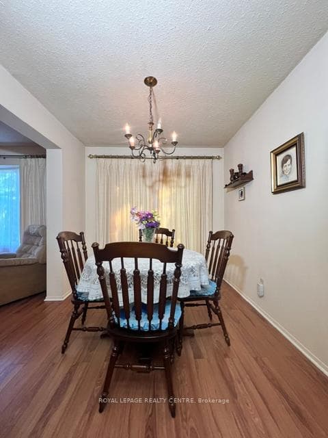 4156 Wheelwright Crescent — property photo