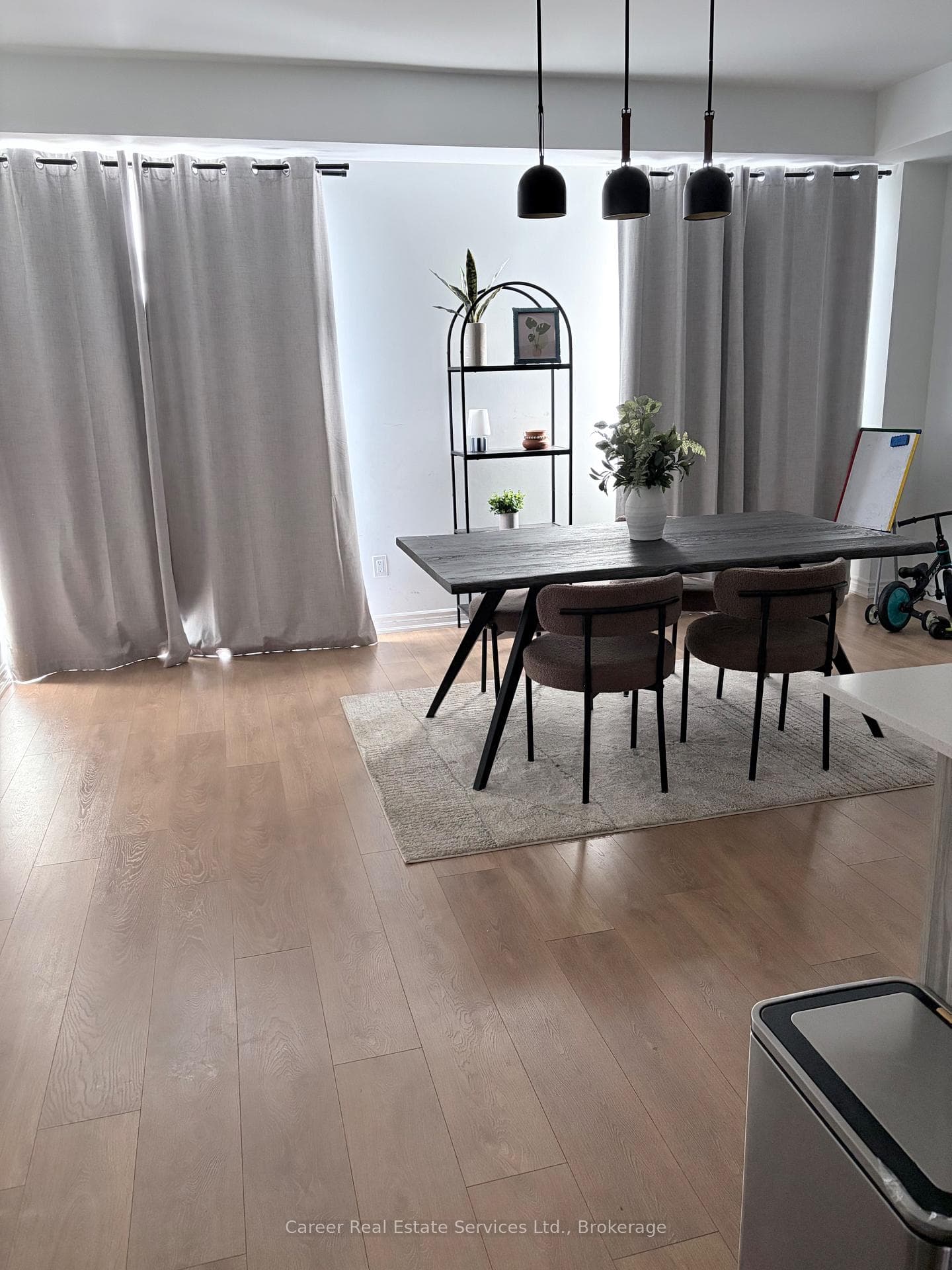 777 Chinook Path — property photo