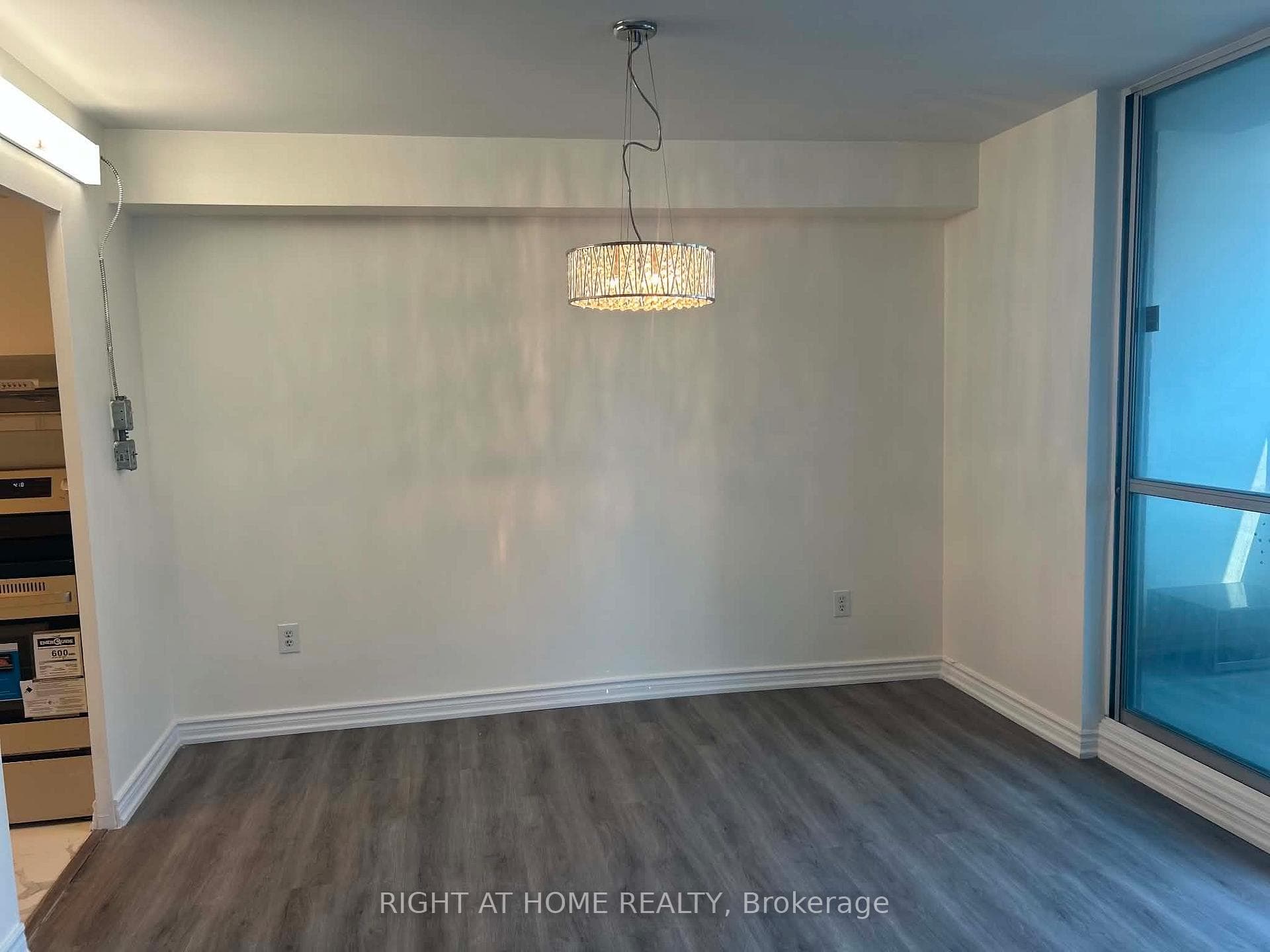 1508- 5 Massey Square — property photo