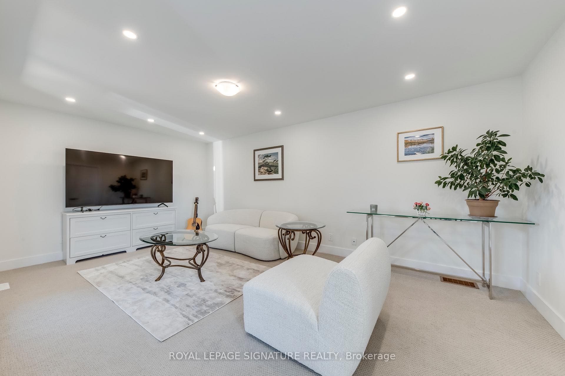 21 Kohn Lane — property photo