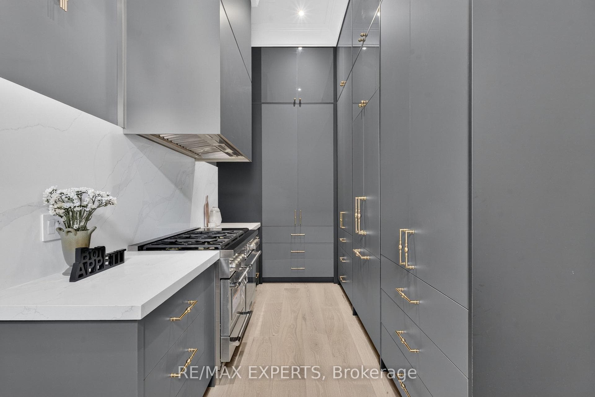71 Edgar Avenue — property photo