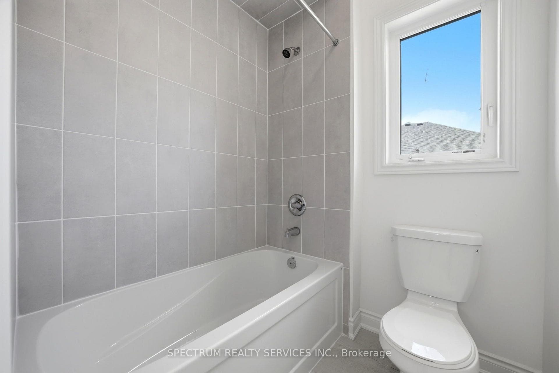 70 Stratford Drive — property photo
