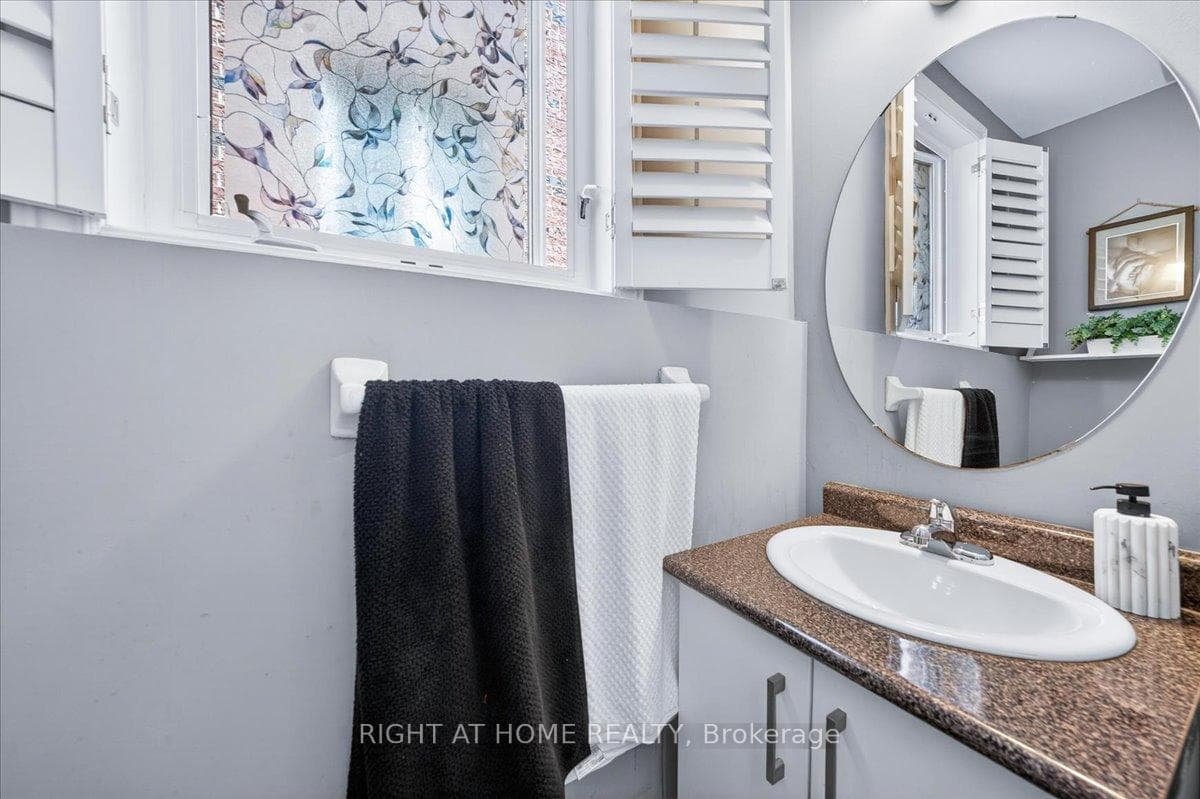 25 Longwood Avenue — property photo