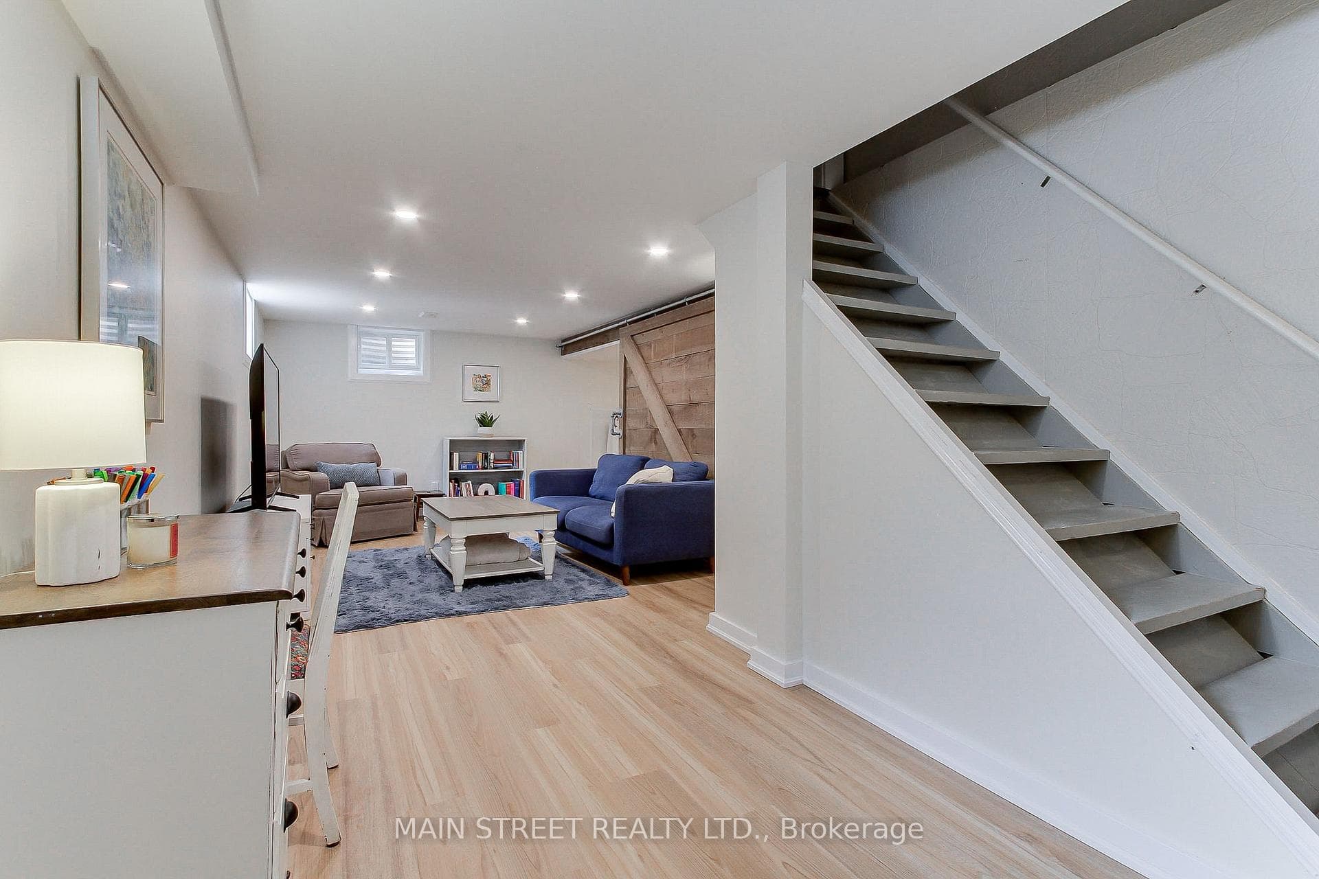 104 Mercer Street — property photo