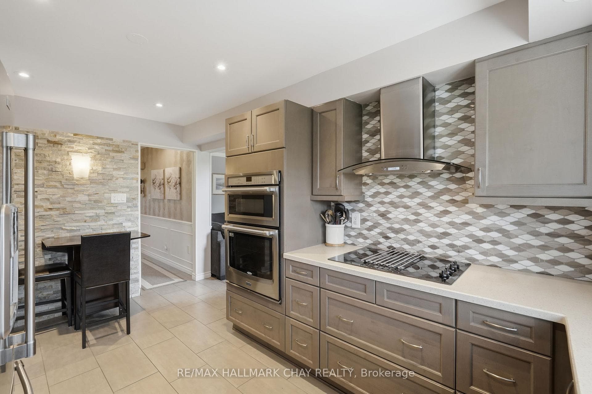 87 Philosopher's Trail — property photo