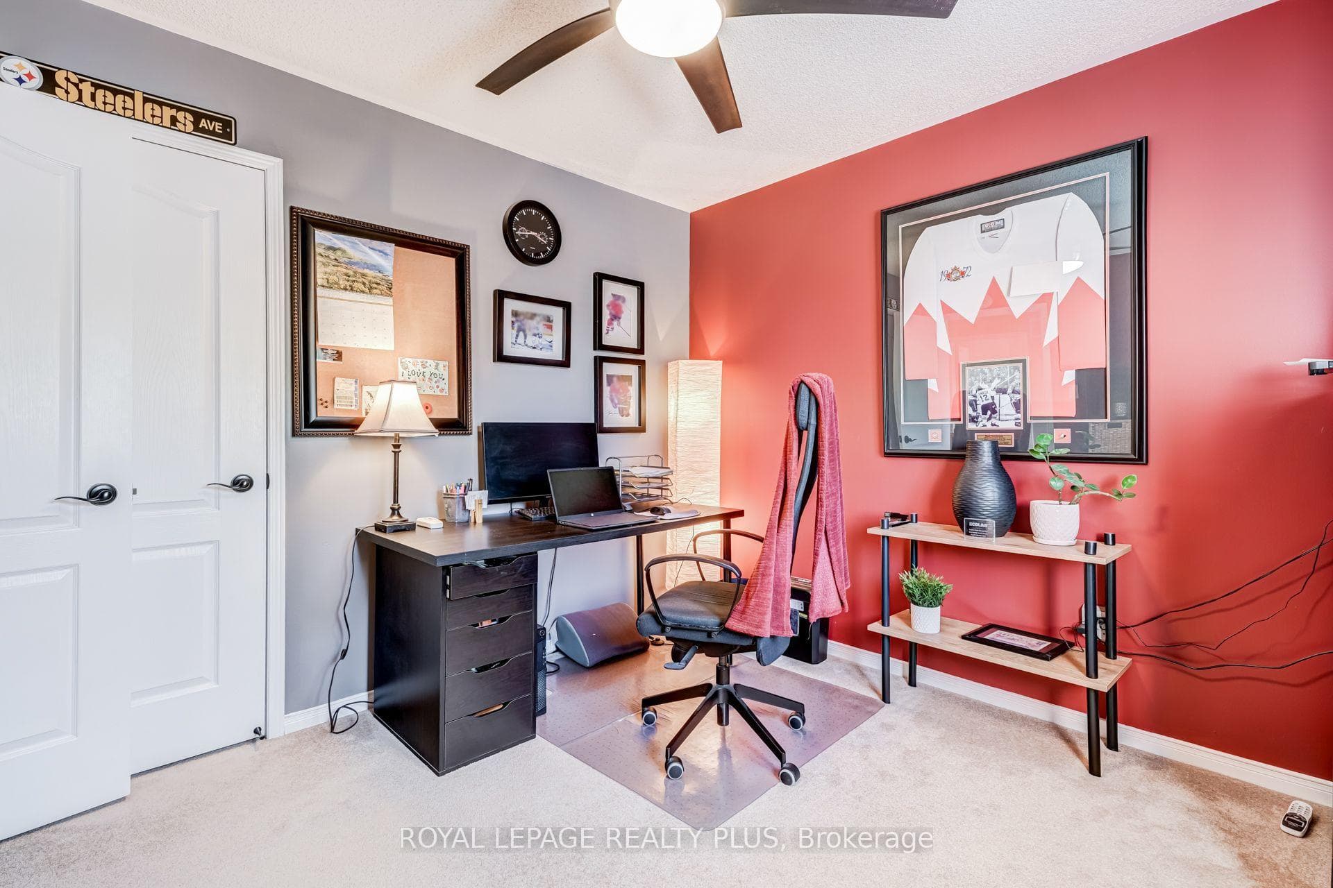 1459 Ravensmoor Crescent — property photo