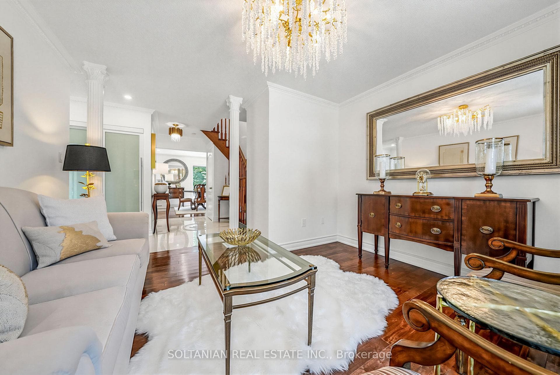 45 Mistleflower Court — property photo
