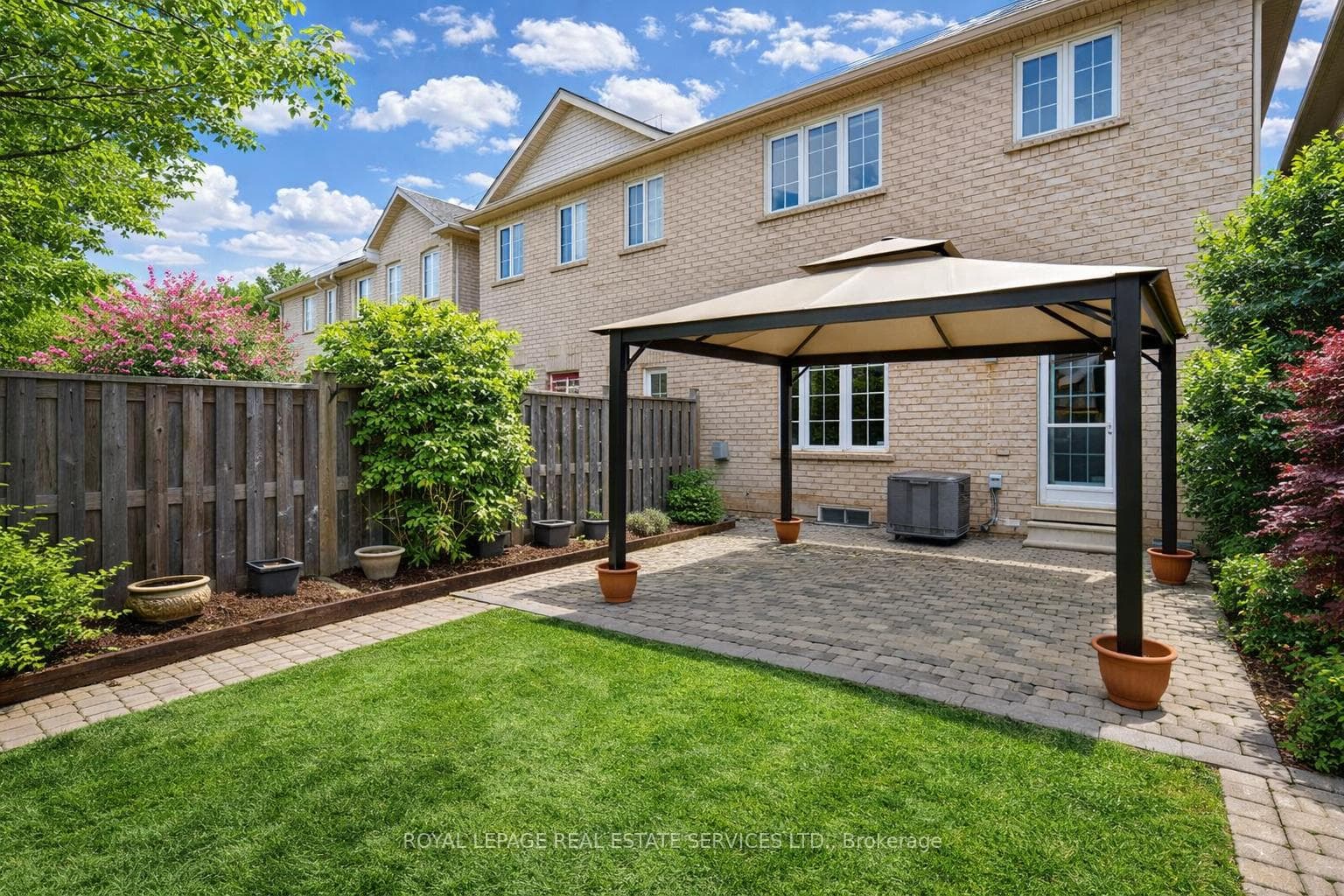 1333 Kestell Boulevard — property photo