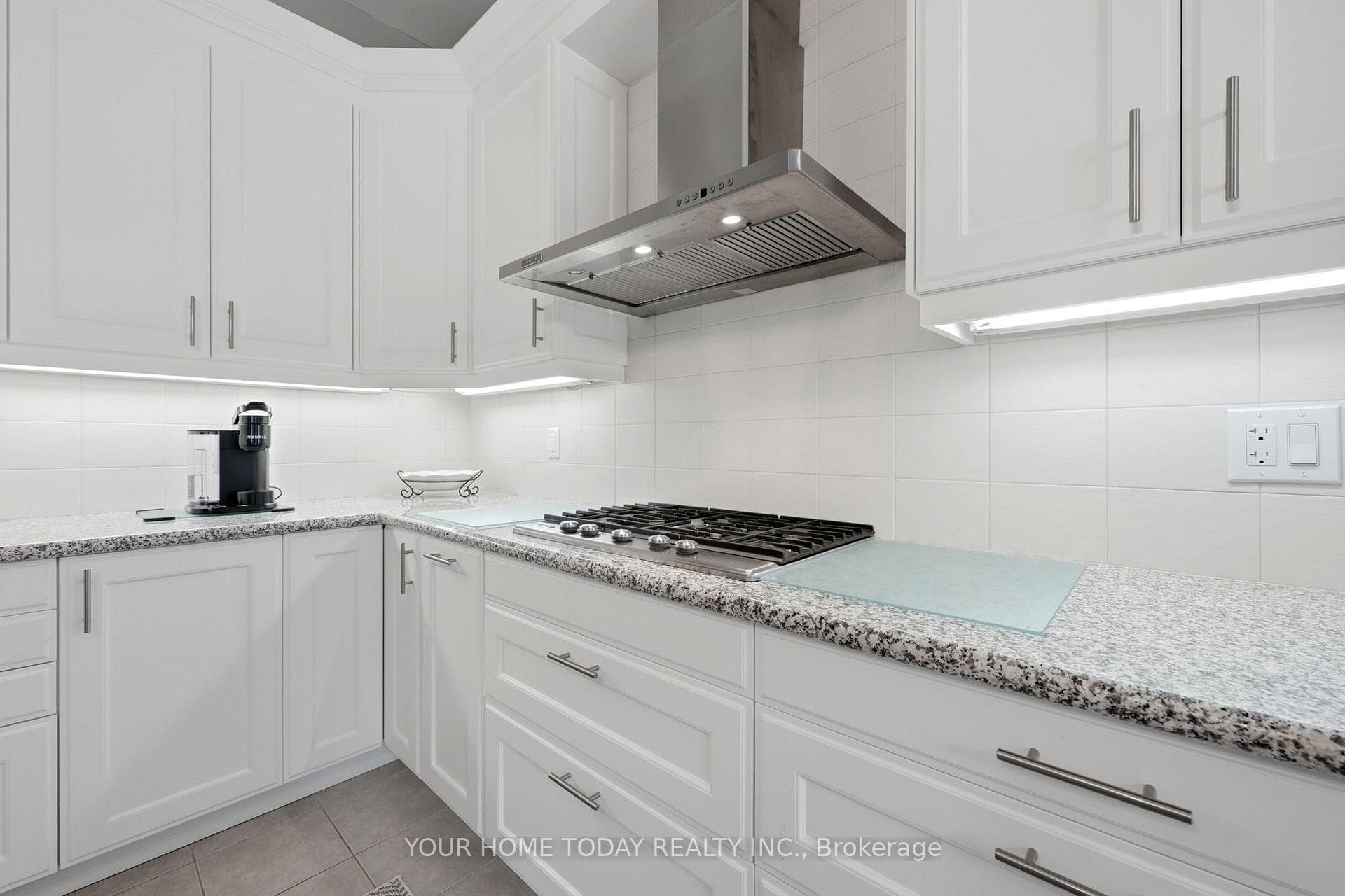 86 Barraclough Boulevard — property photo