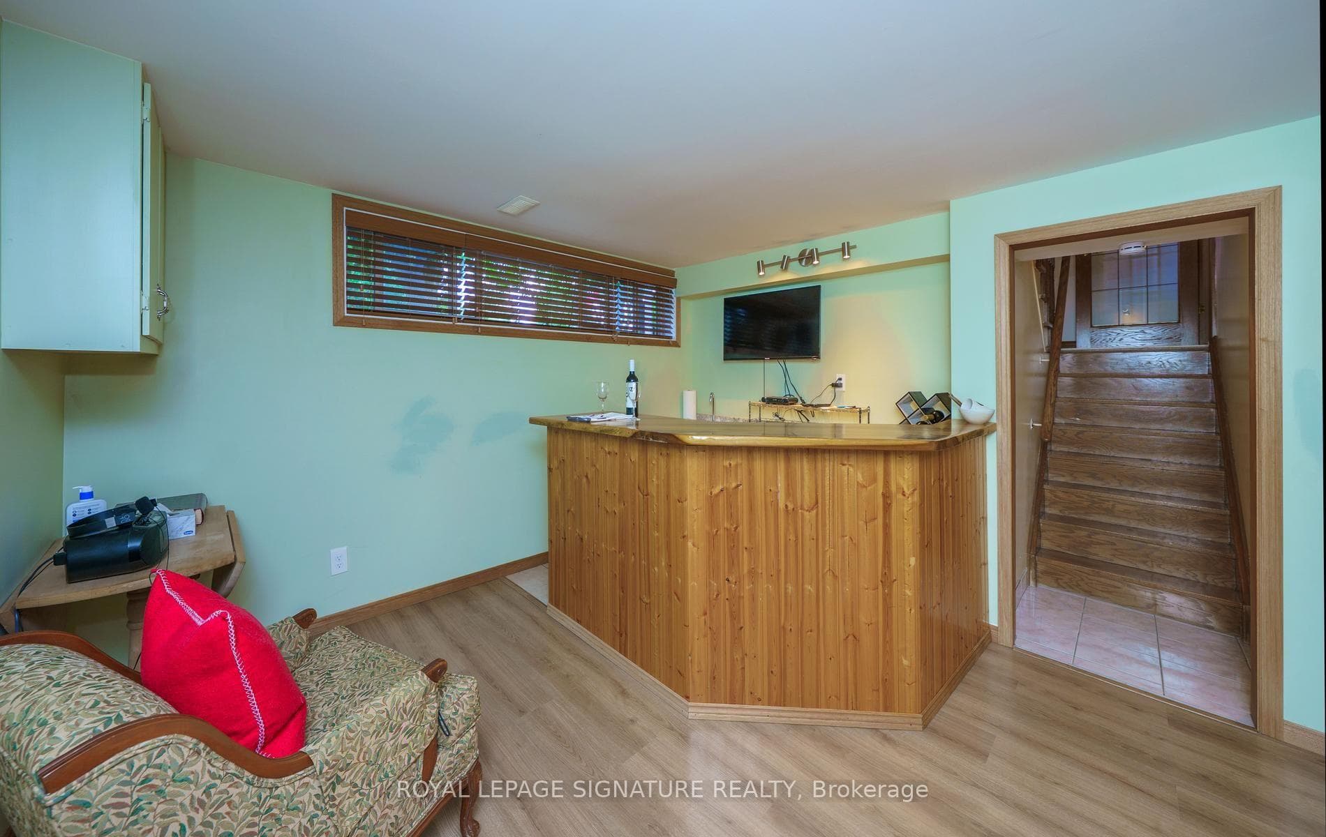 34 Rainier Square — property photo