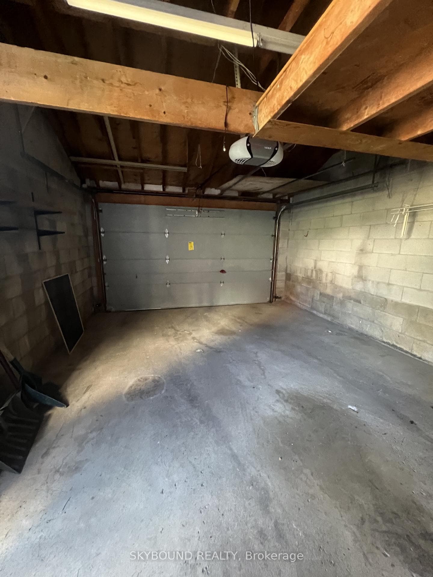 358 Silverthorn Avenue — property photo
