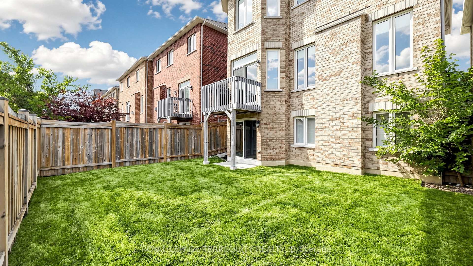 73 Manila Avenue — property photo