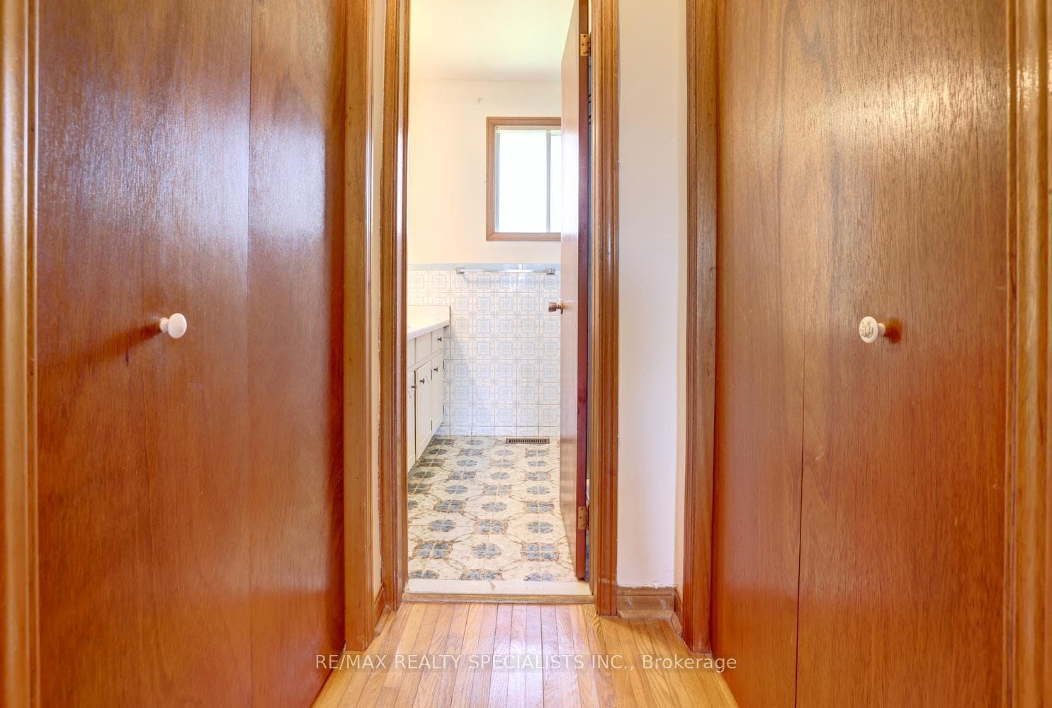 1626 Sherwood Forrest Circle — property photo