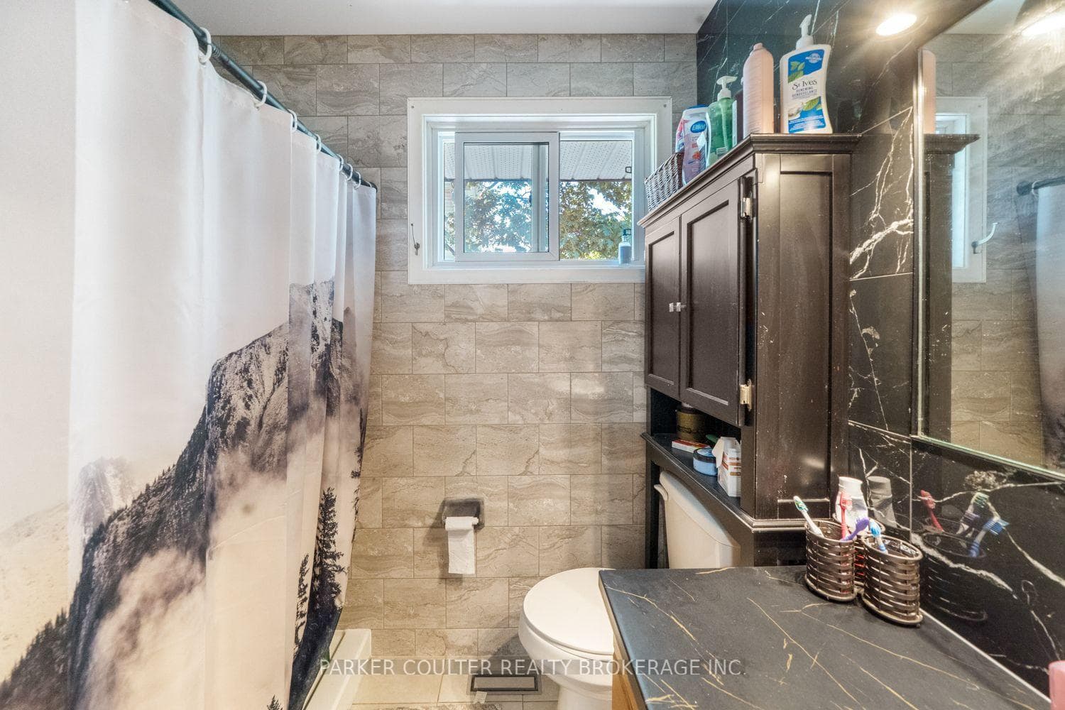 54 Ferris Lane — property photo