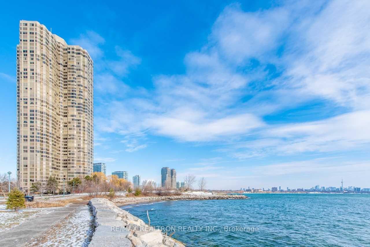 3511- 1 Palace Pier Court — property photo