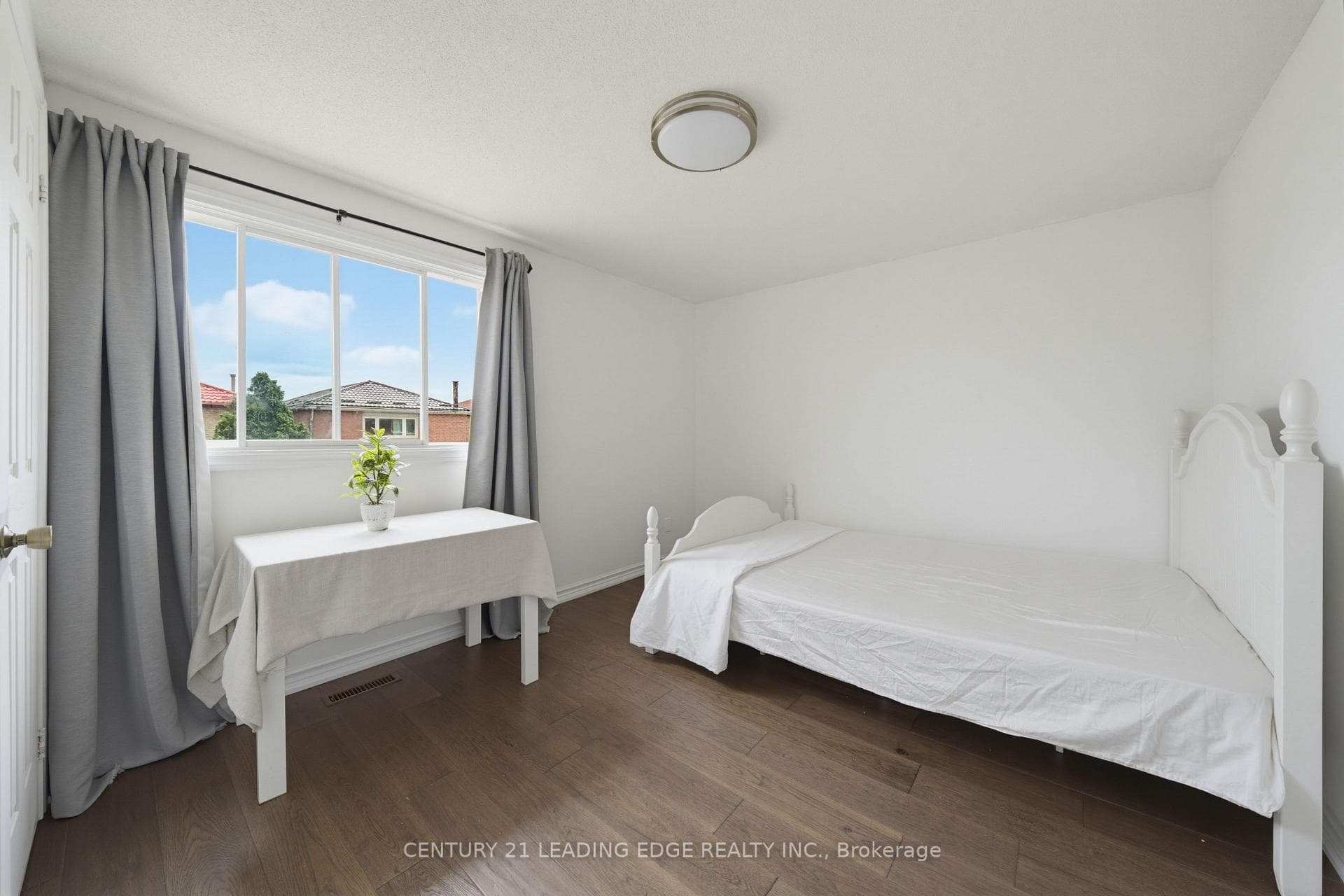 47 Elson Street — property photo