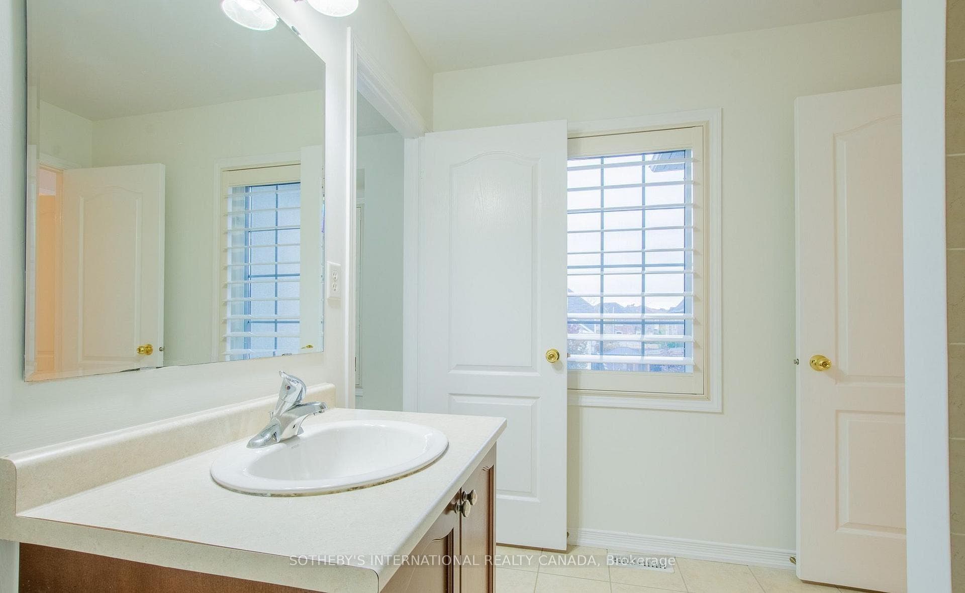4690 Huffman Road — property photo
