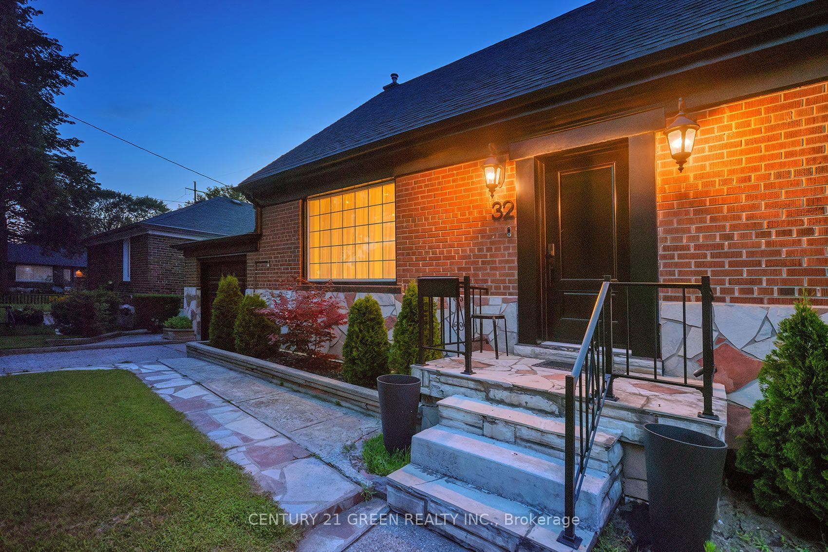 32 Castlebar Road — property photo