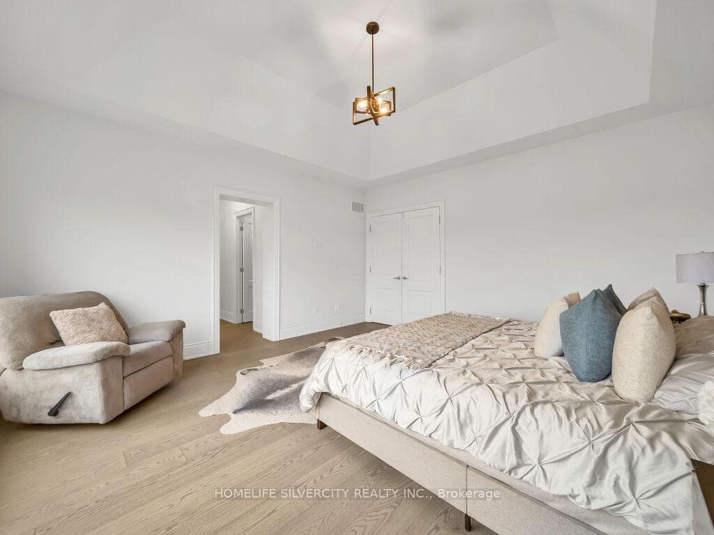 255 Amos Drive — property photo